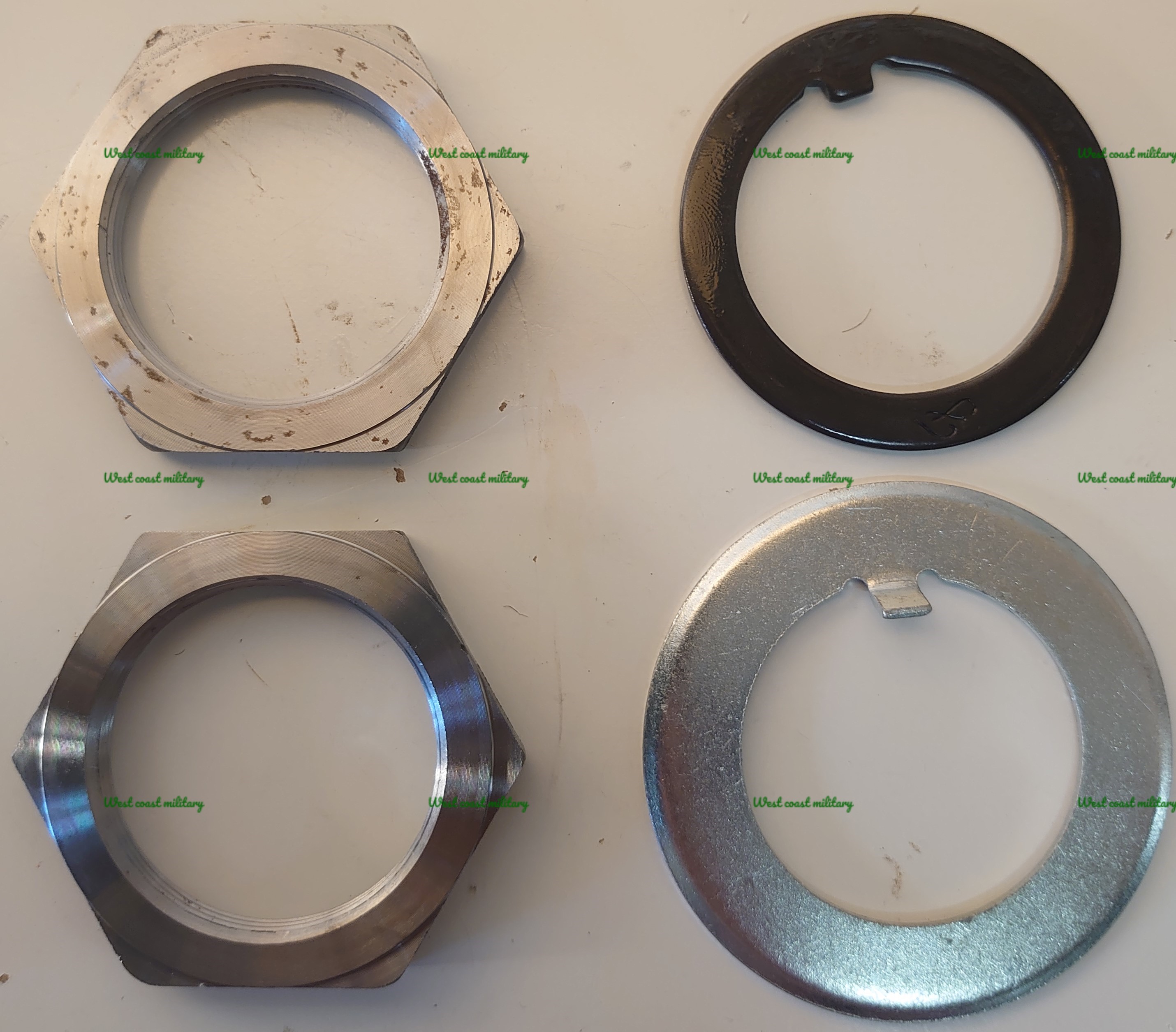 Wheel bearing lock nuts and washer set