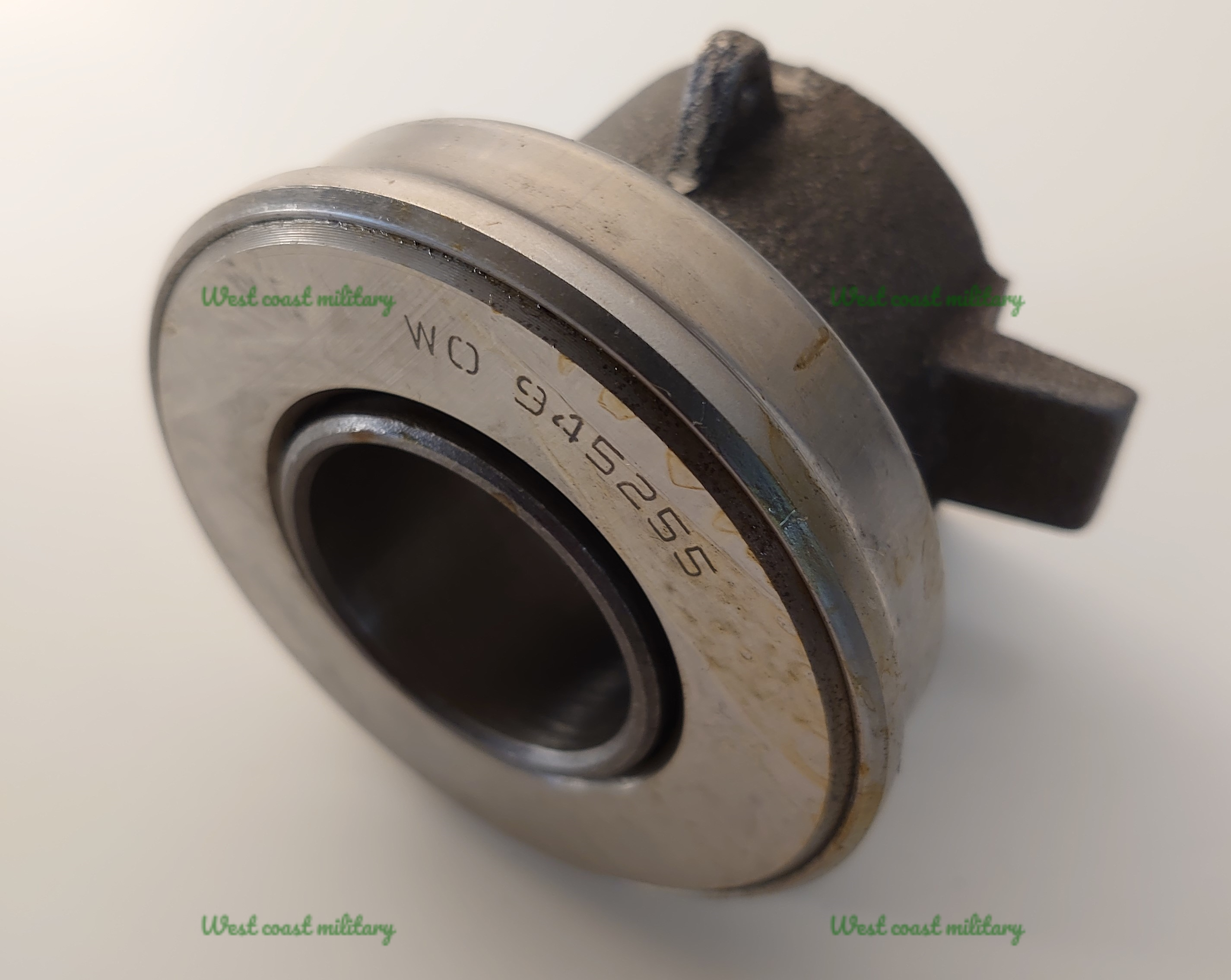 Clutch release bearing assy - 3
