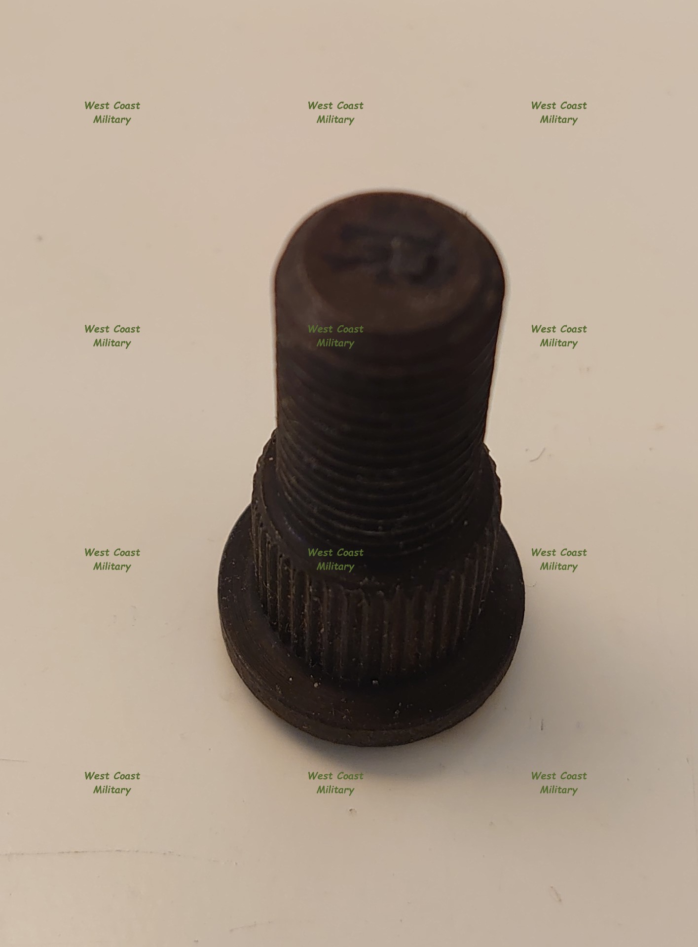 Bolt hub Right