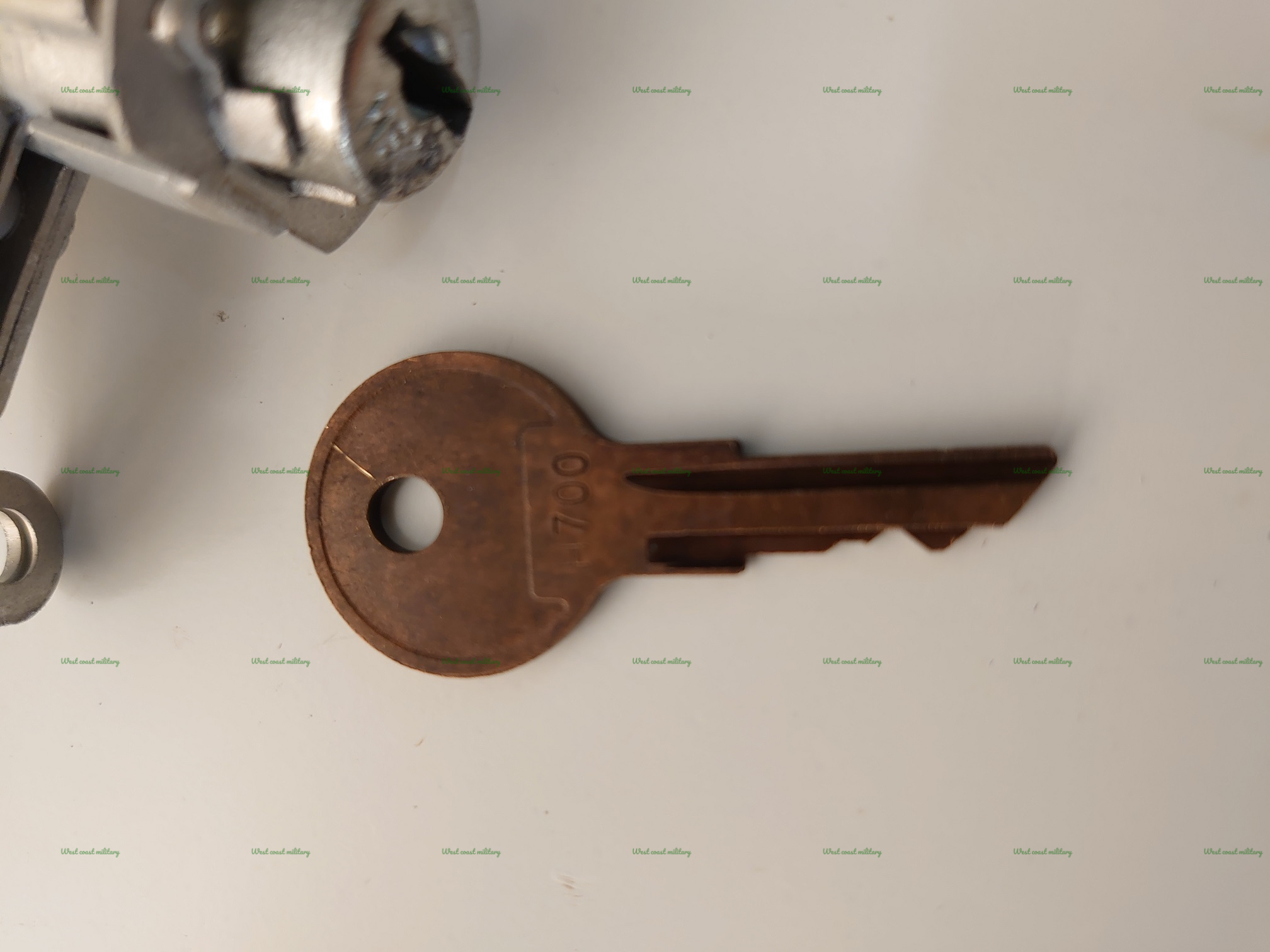Lock tool compartment - 3