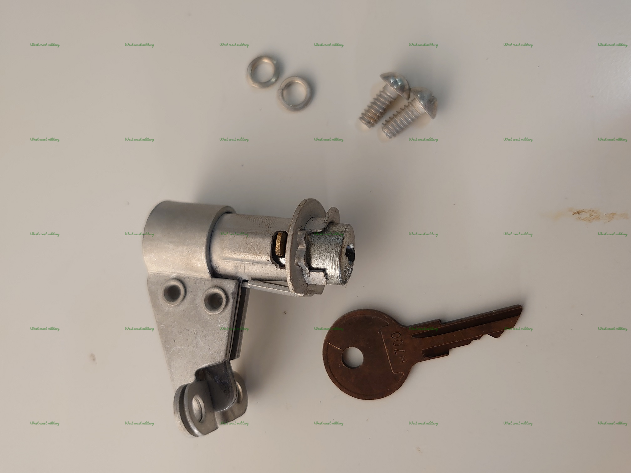 Lock tool compartment