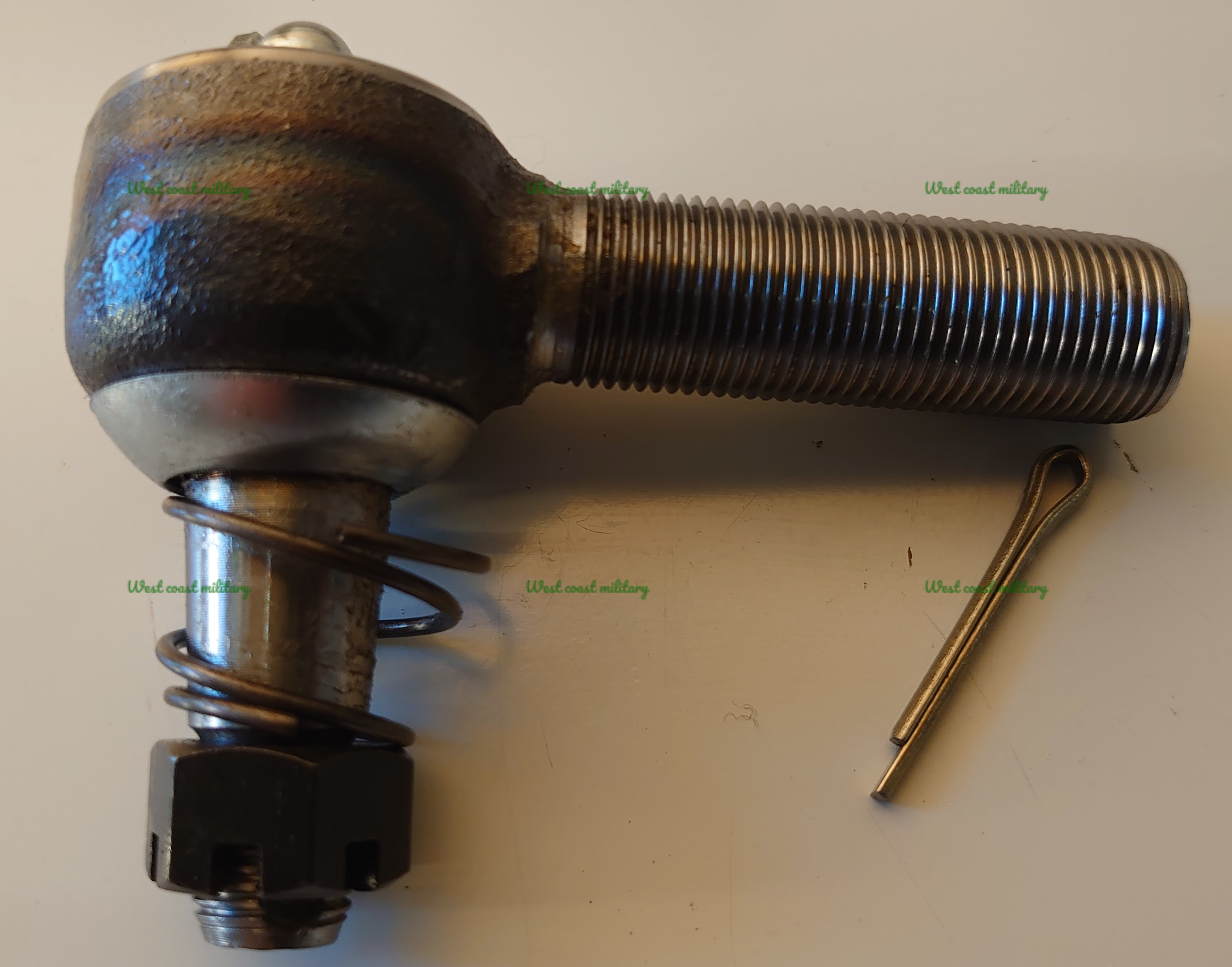 Tie rod end Left