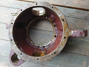 Knuckle housing 912