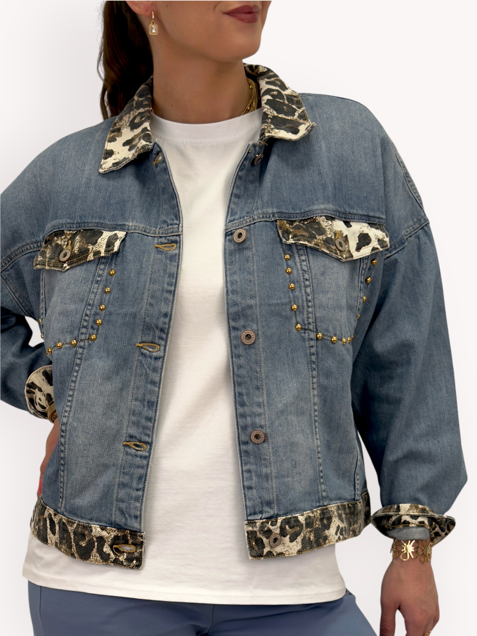 Jeansjacka med nitar - 3