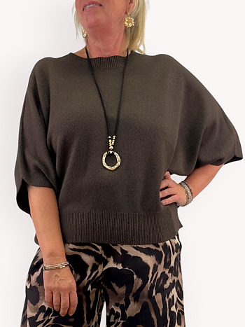 Soft sweater with wide sleeves