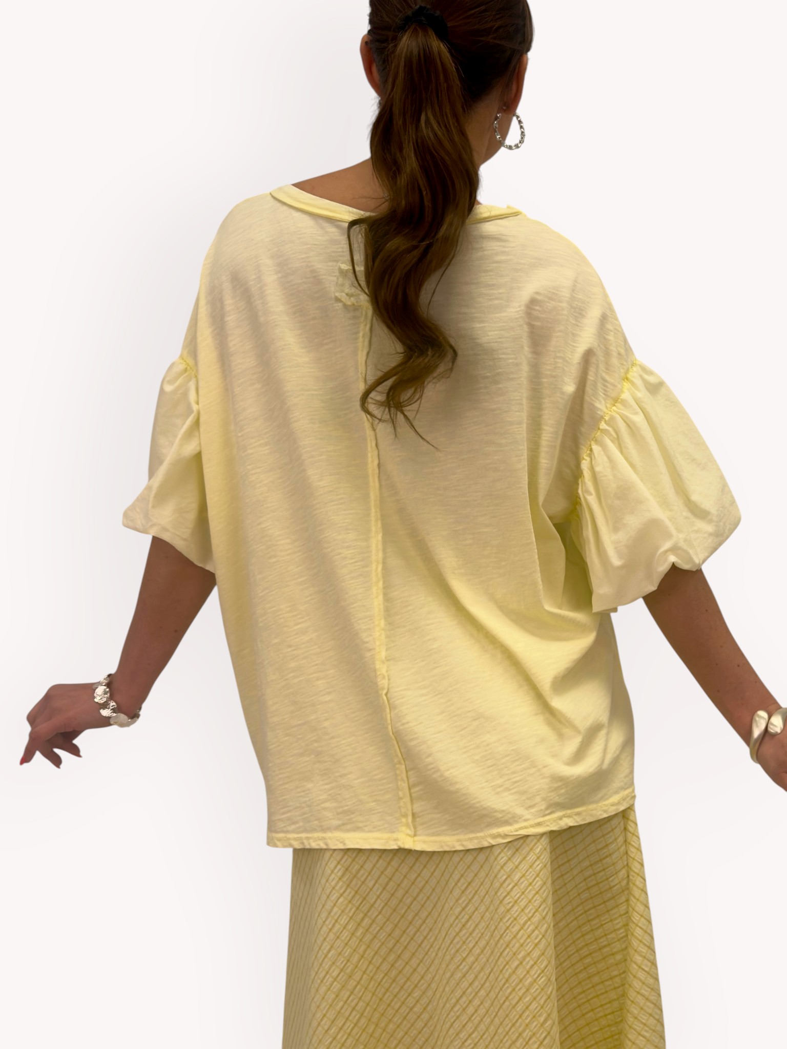 T-shirt med volymärm - 2