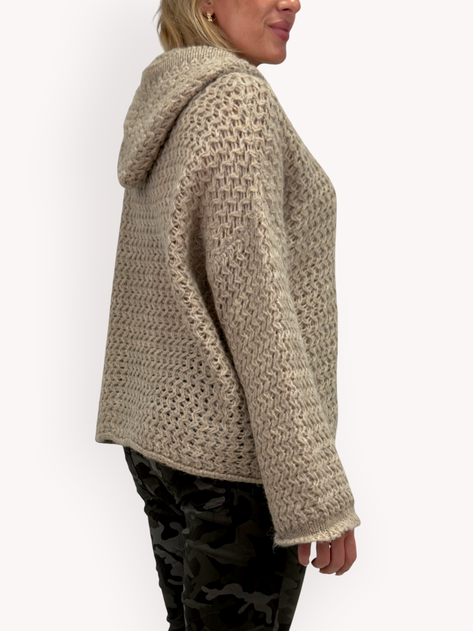 Knitted hoodie - 3