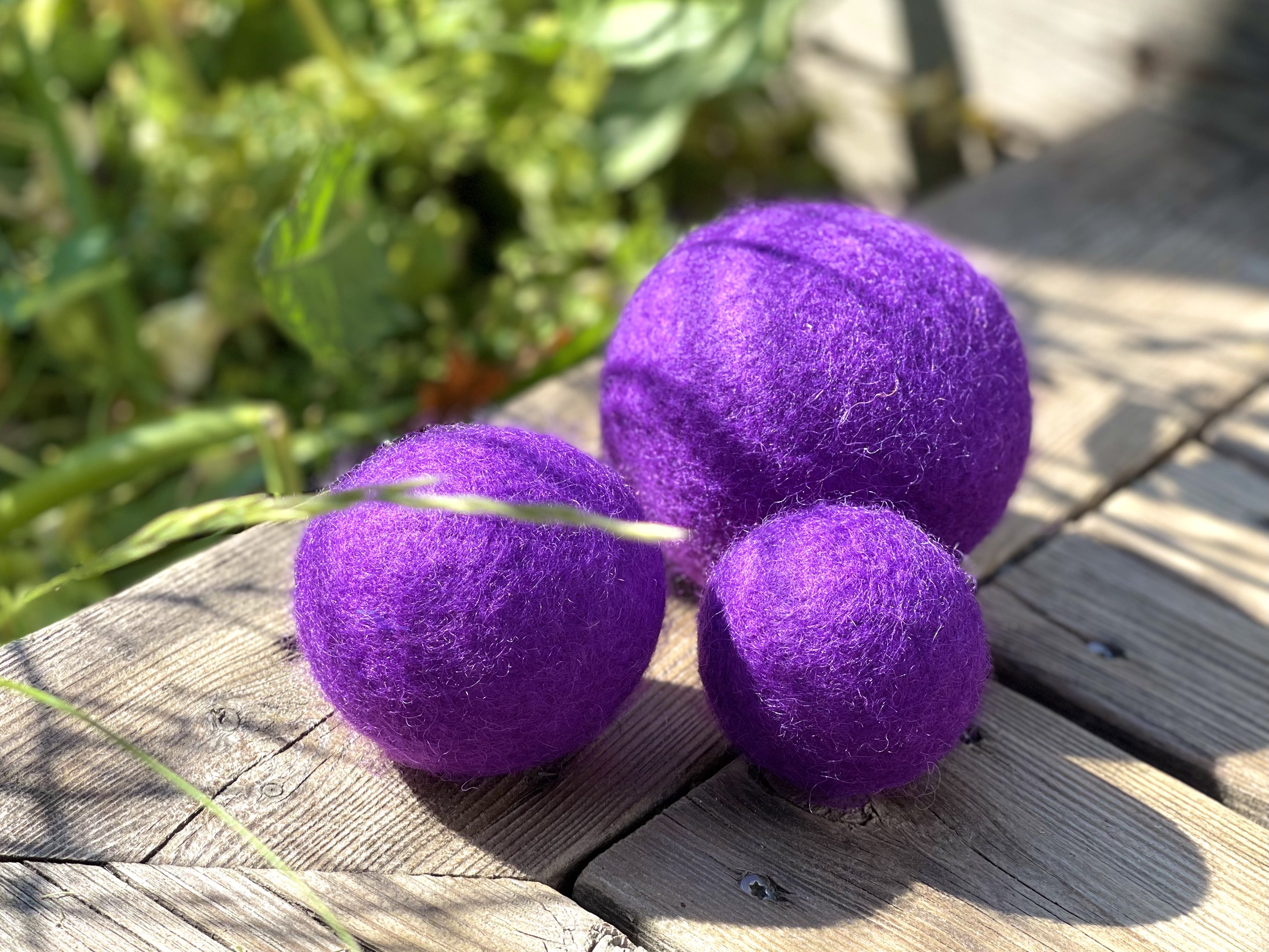 Boll - Mörk Lila - Medium - 2
