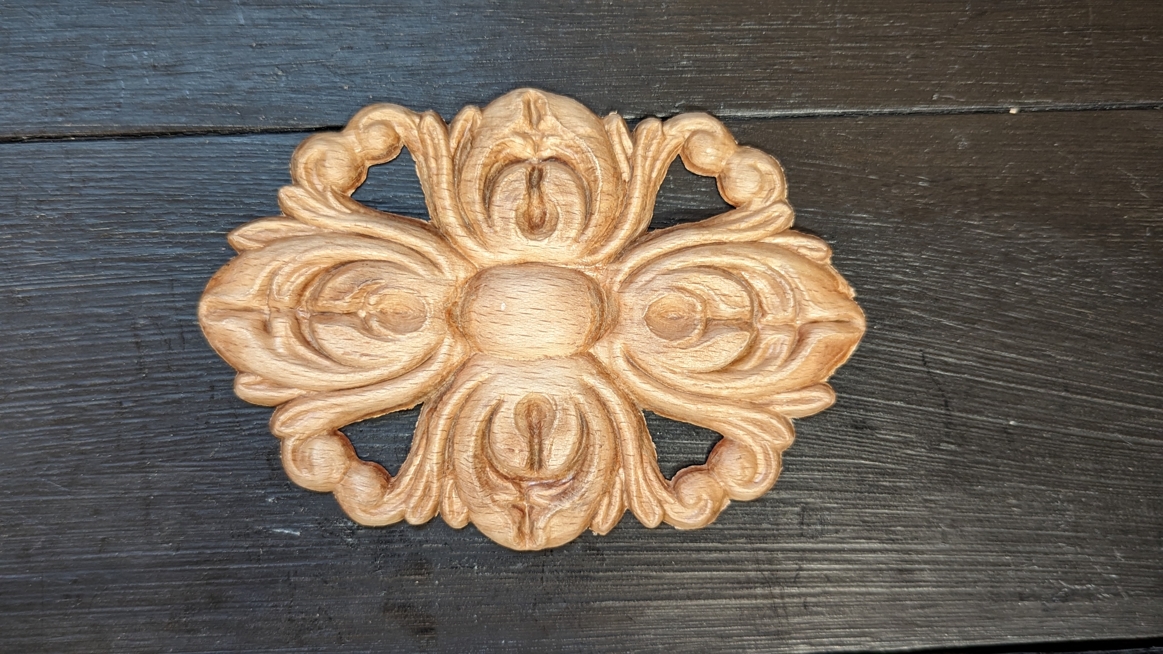 Träornament - Oval Rosett - SRO68/B - 2