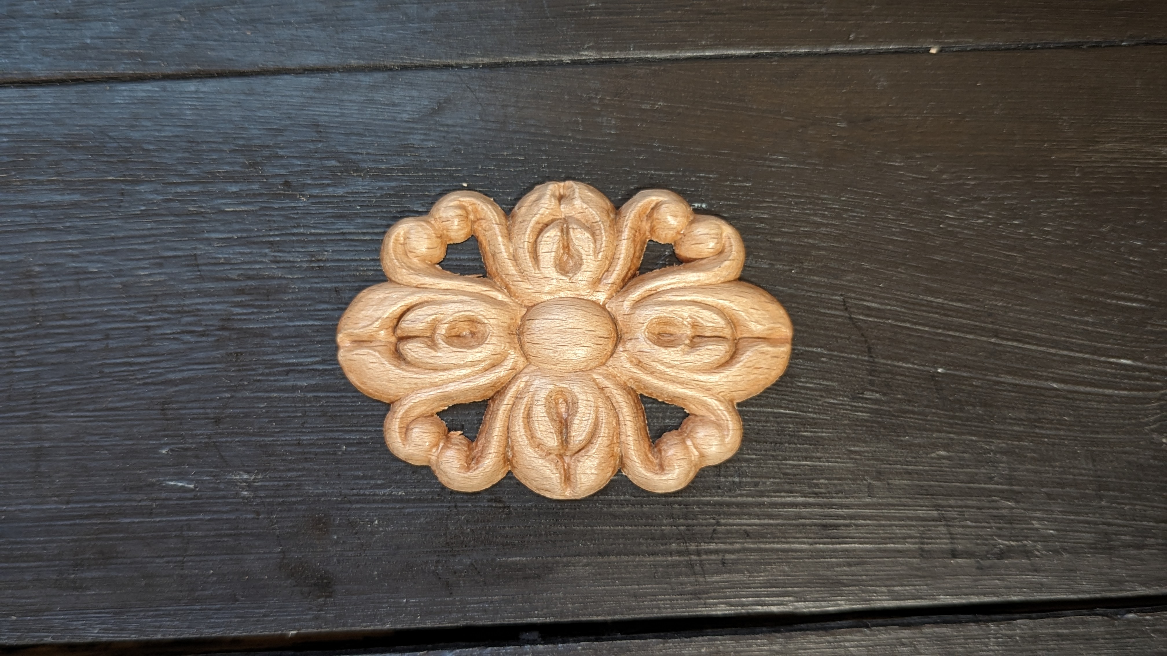 Träornament - Oval Rosett - SRO68/D - 2
