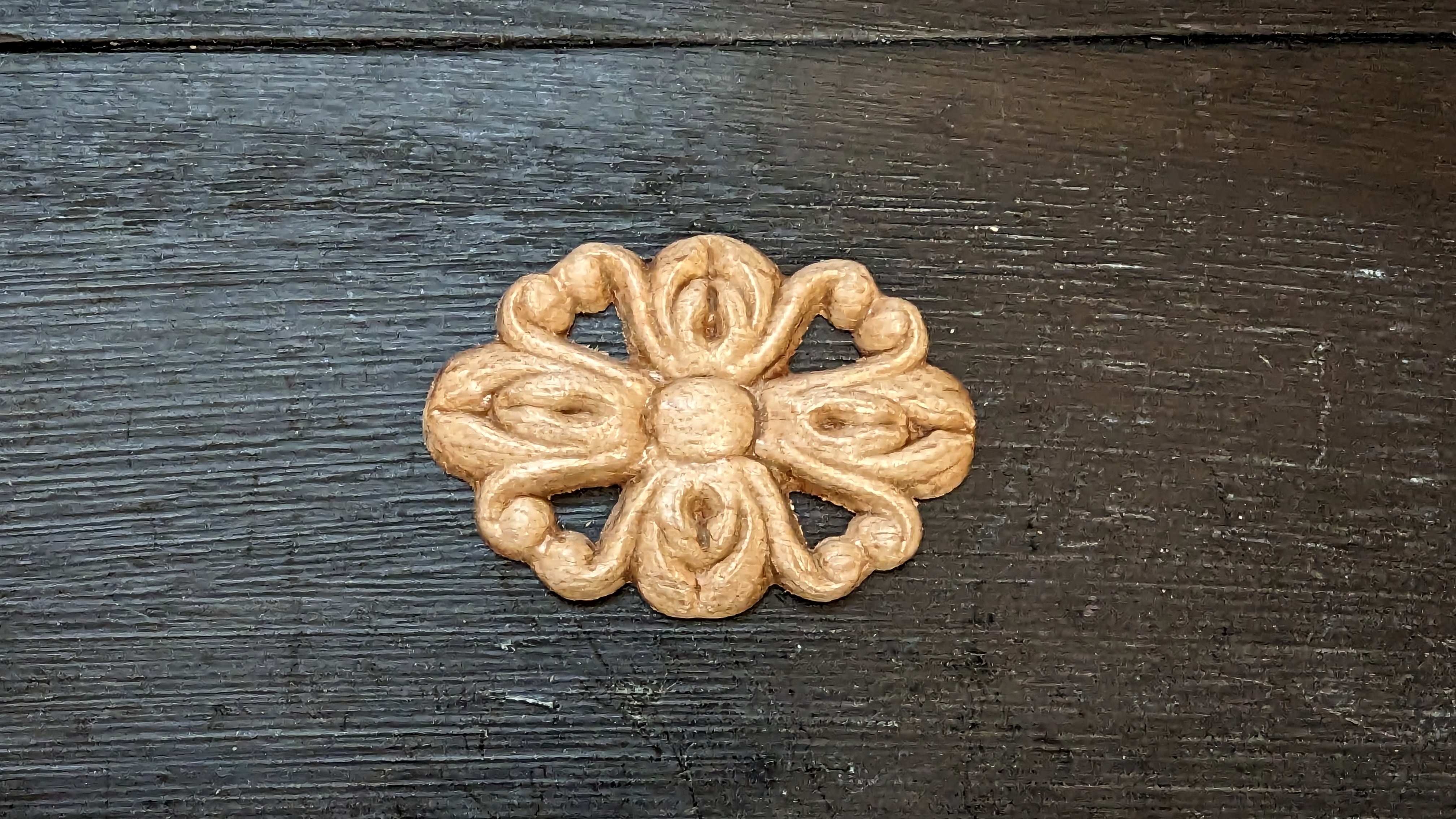 Träornament - Oval Rosett - SRO68/E - 2