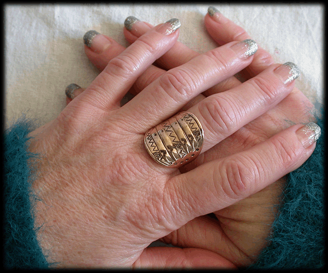 Bronsring vikingatid. - 3