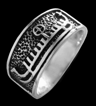 Hällristningsmotiv ring i Äkta silver.