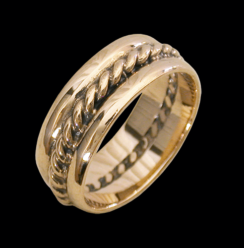 Liten Hövding ring i brons. - 2
