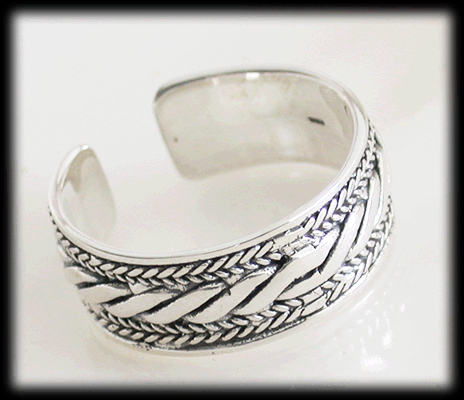 Flätad ring i Äkta silver. - 2