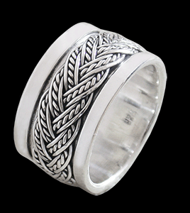 Flätad vikingaring i Äkta silver.