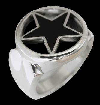 Stjärn ring med svart Onyx.