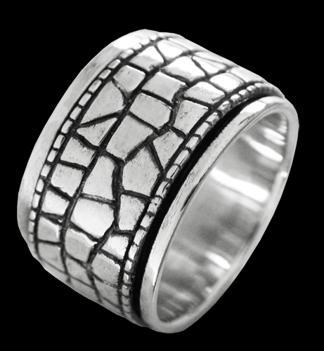 15 mm. Ormskinns spinner / stressring i Äkta silver..