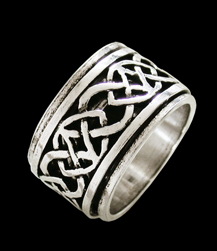 Bred spinnerring med Keltsiskt mönster / stressring i Äkta silver. - 2