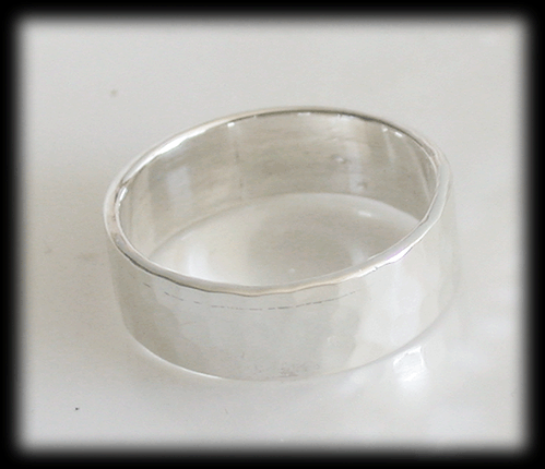 6.3 mm. Hamrad silver ring. - 3