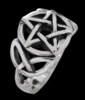 Pentagram ring i Äkta silver.