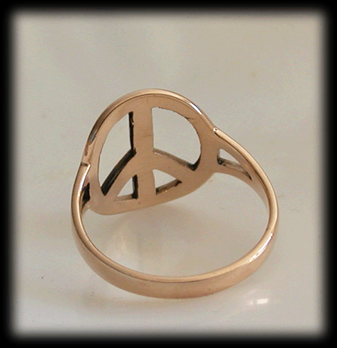 Vacker Peace ring i brons. - 2
