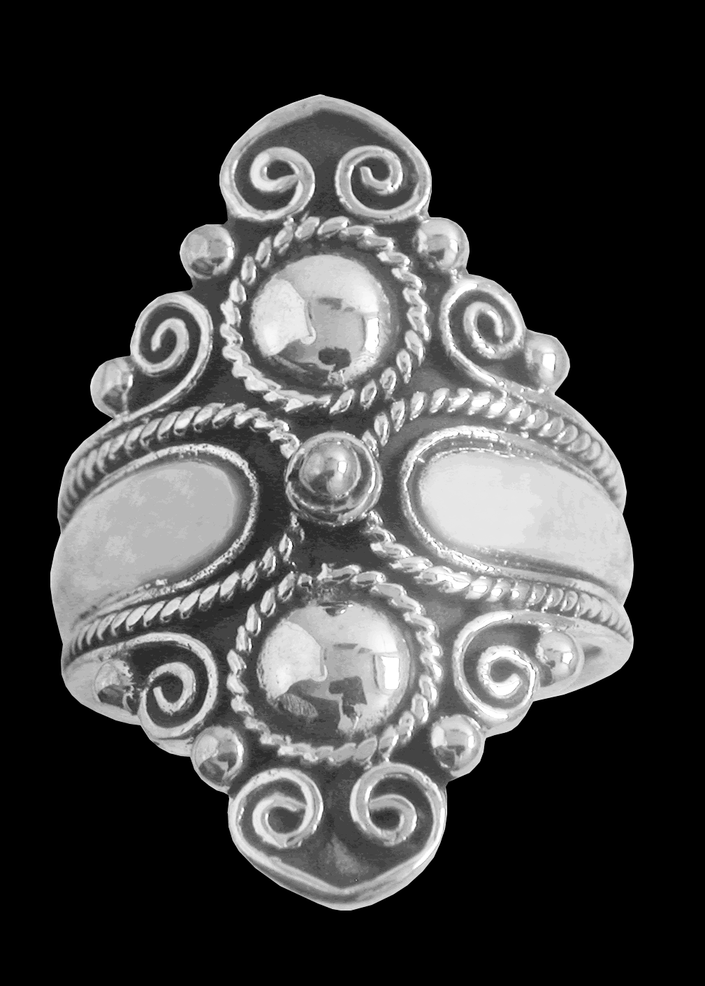 Stor silver ring. - 3