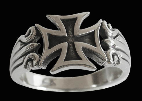 Fräck Malteserkors ring. - 2