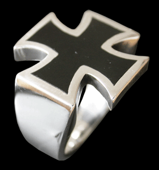Ring Malteserkors med svart Onyx.
