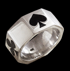 Fet ring med kortlek " one of a kind".