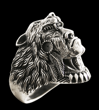Indian ring med varg i  Äkta silver.