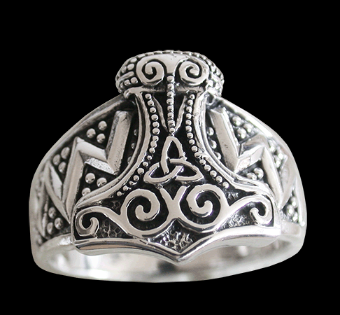 Snygg Tors hammare ring. - 3