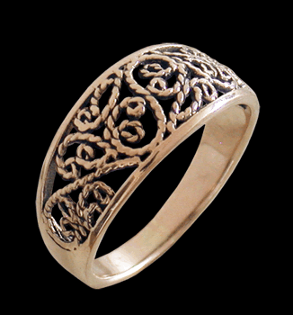 Vacker filigranring i brons.