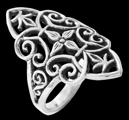 Ny Snygg ny filigran ring.