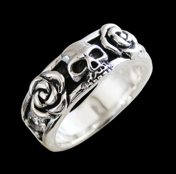 Roses and sculls silverring.