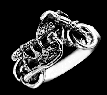 MC ring i Äkta silver.