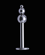 MLBPYR Labret med pyramid.