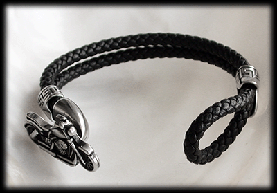Äkta läderarmband med motorcykel. - 3