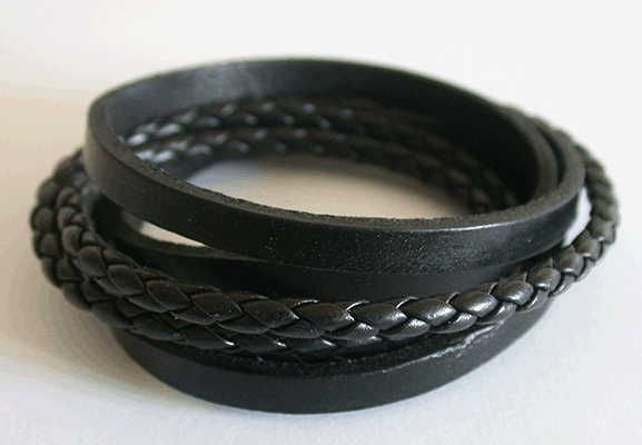 Tre varv läderarmband i äkta läder. - 2
