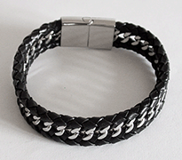 Kaxigt läderarmband. - 2