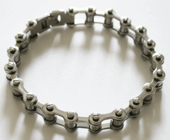 12.5 mm. Matt. MC Armband i stål.