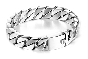 21 mm. Pansarlänk armband i stål.
