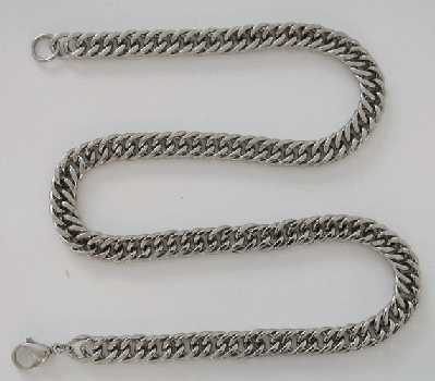 Halsband i stål. 9 mm.