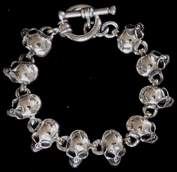 Dödskalle armband i Äkta silver.