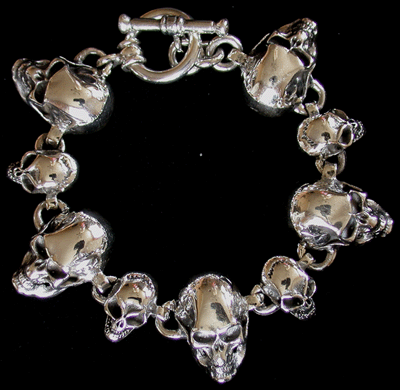 Dödskalle armband.