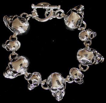 Dödskalle armband.