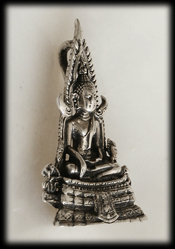 Thailänsk Buddha i Äkta silver. - 2