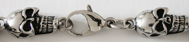 Snyggt dödskalle armband i stål. - 2