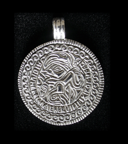 Brakteat i Äkta silver- En beskyddande amulett..