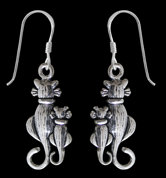 "Mummy cat" örhängen i Äkta silver.